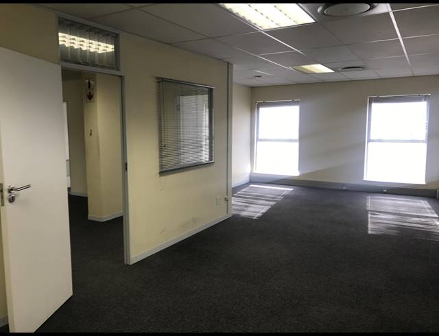 436M² OFFICE TO LET IN CENTURY CITY